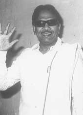 Kalaignar Karunanidhi, Potpourri of titbits about Tamil cinema, kalyanamalai tamil weekly magazine