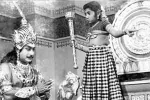 Sivaji, Kutty Padmini, Potpourri of titbits about Tamil cinema, kalyanamalai tamil weekly magazine